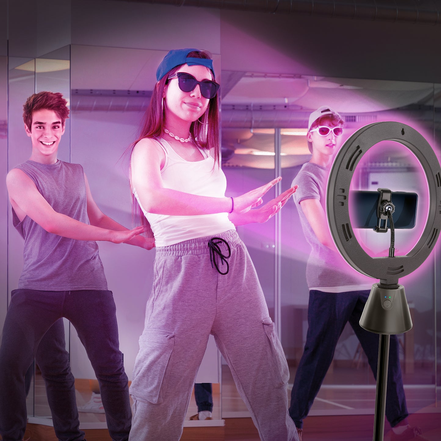 360° Rotating Studio