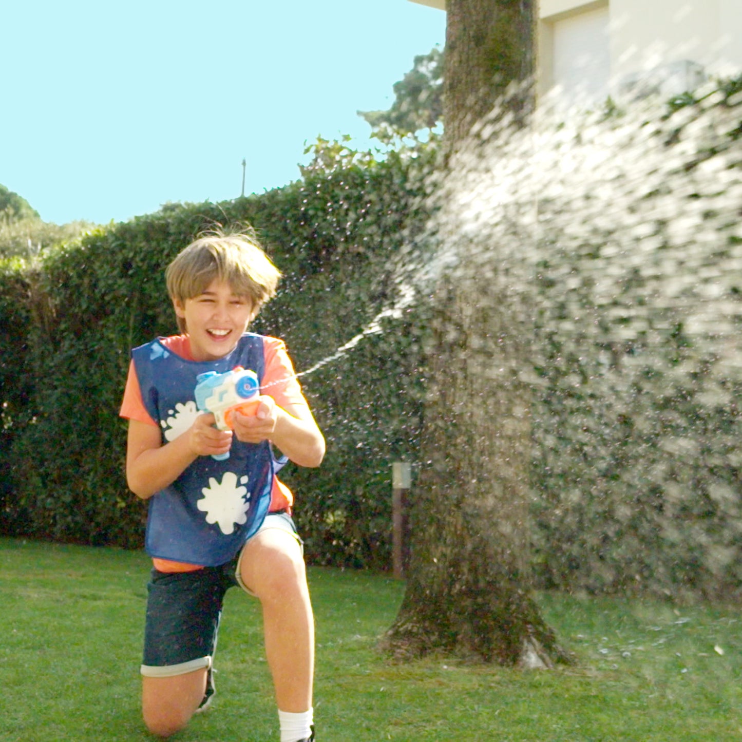 Hydro Blaster - 1 Gun and 1 Vest Set